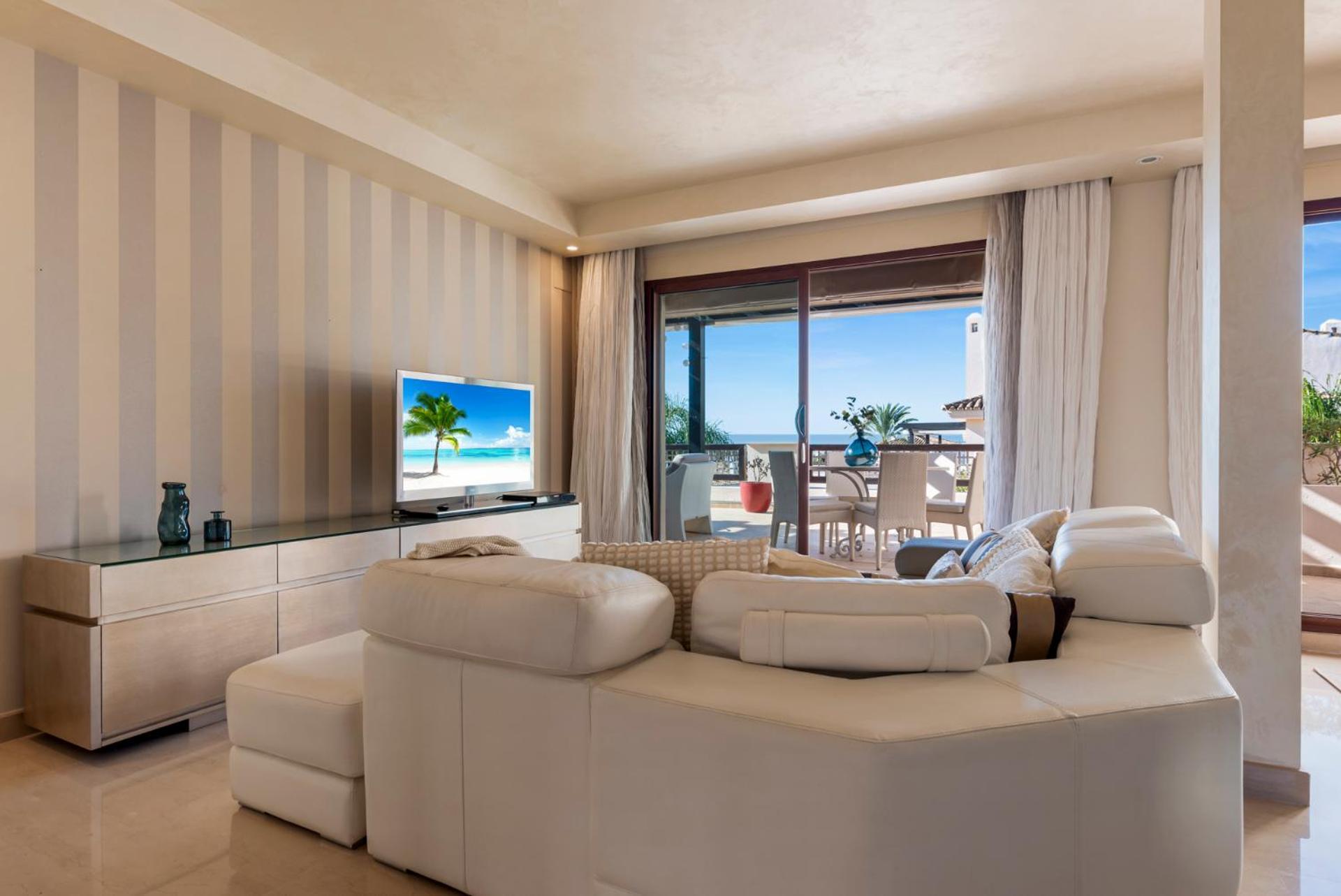 Stylish With Pool In By Costarentals - Ref M51 Apartamento *