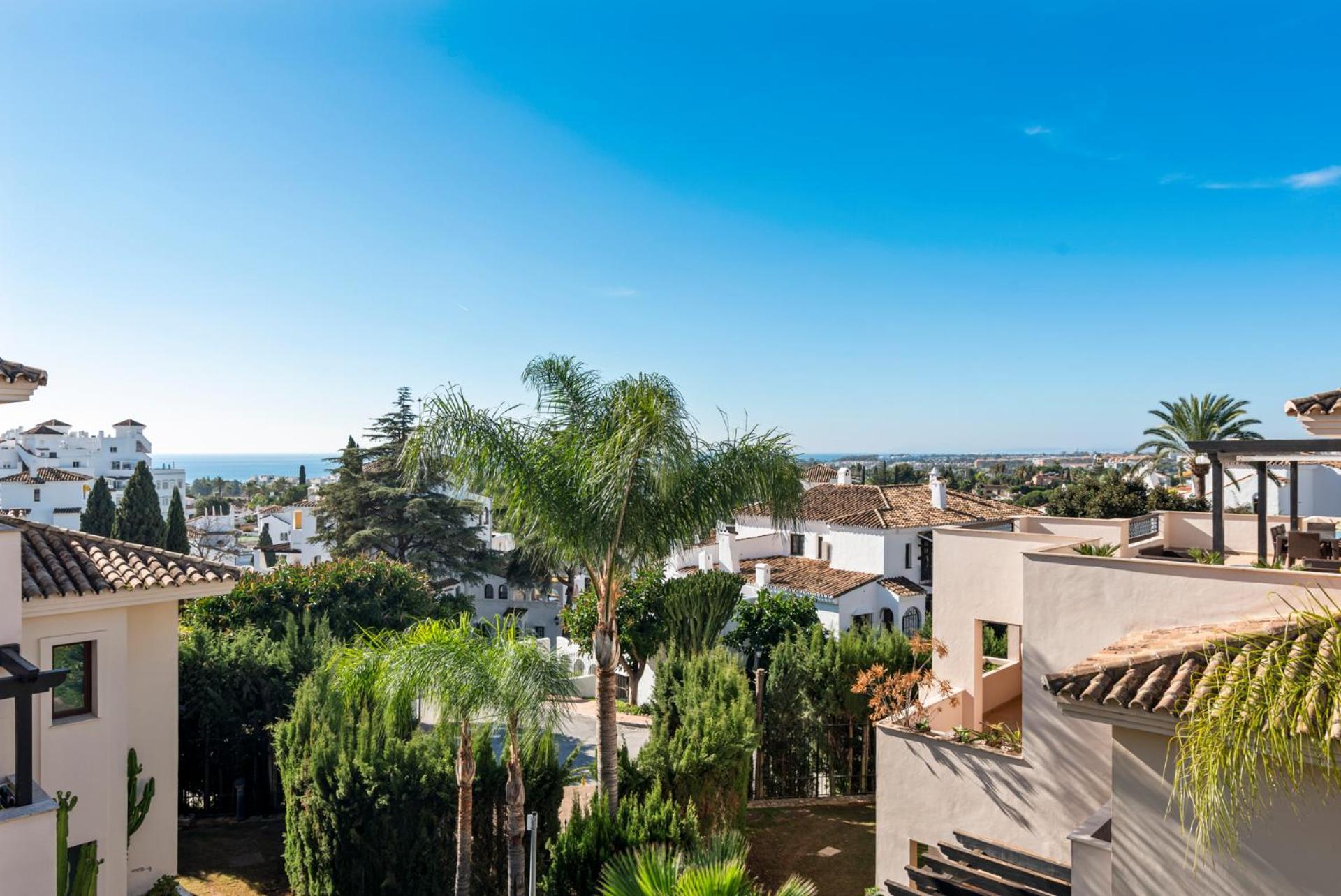 Apartamento Stylish With Pool In By Costarentals - Ref M51 Marbella